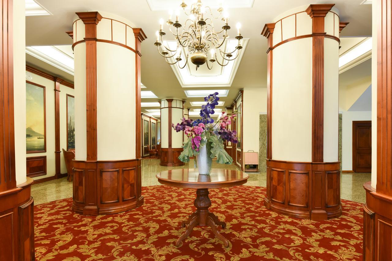 Hotel Belvedere Браїла Екстер'єр фото