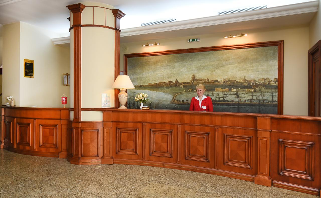 Hotel Belvedere Браїла Екстер'єр фото