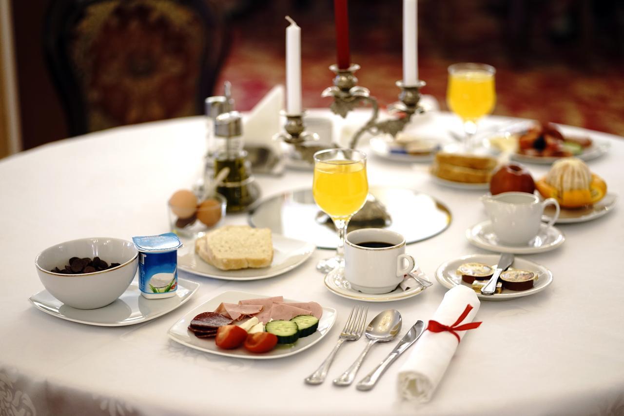 Hotel Belvedere Браїла Екстер'єр фото