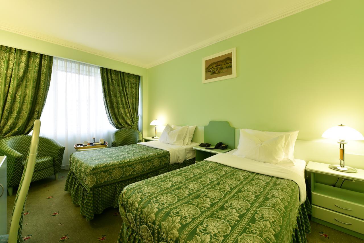 Hotel Belvedere Браїла Екстер'єр фото